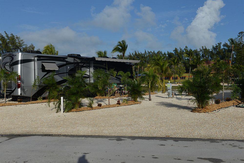Fiesta Key Rv Resort Premium Room 1 雷顿 外观 照片
